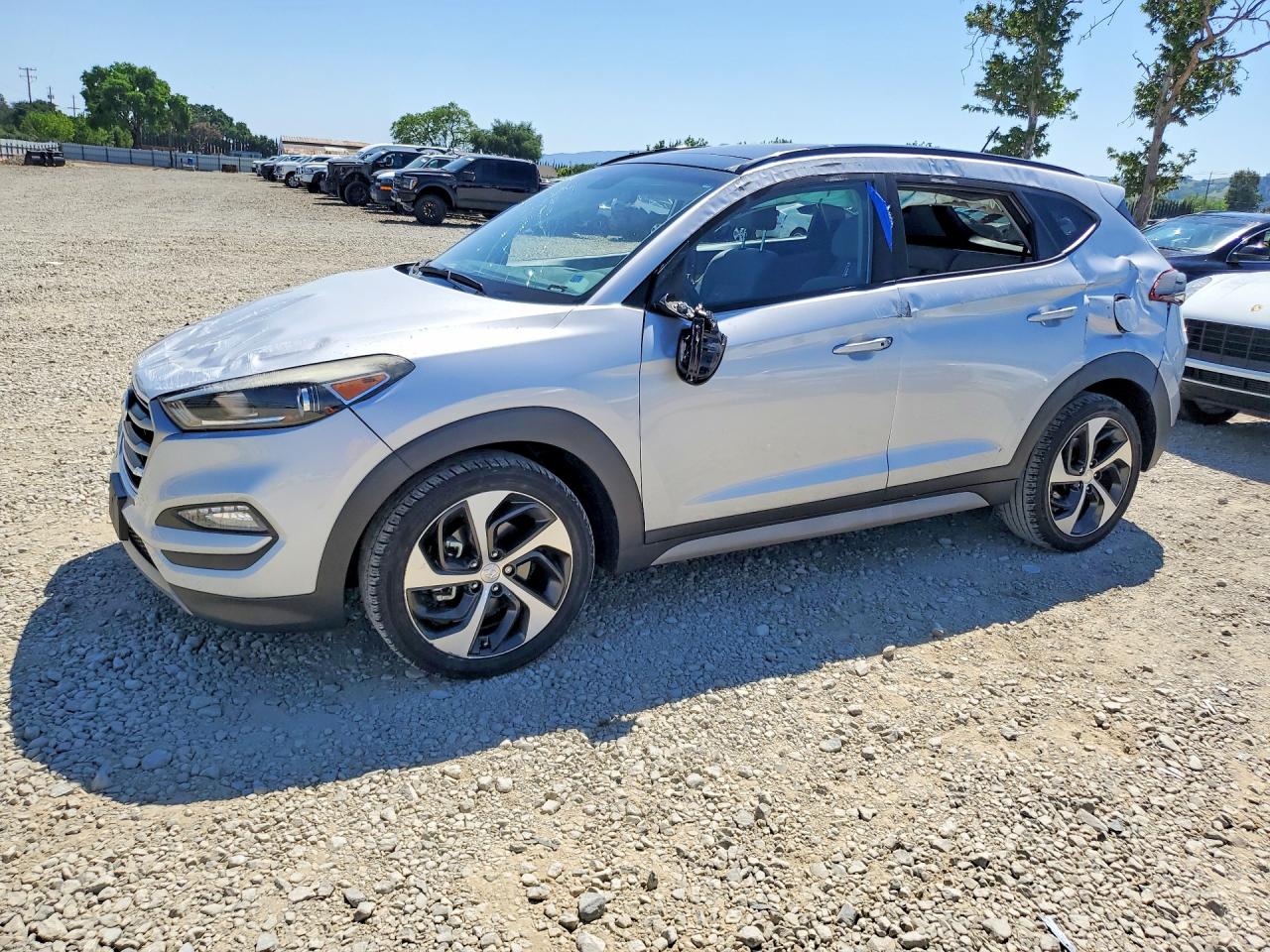 2017 HYUNDAI TUCSON