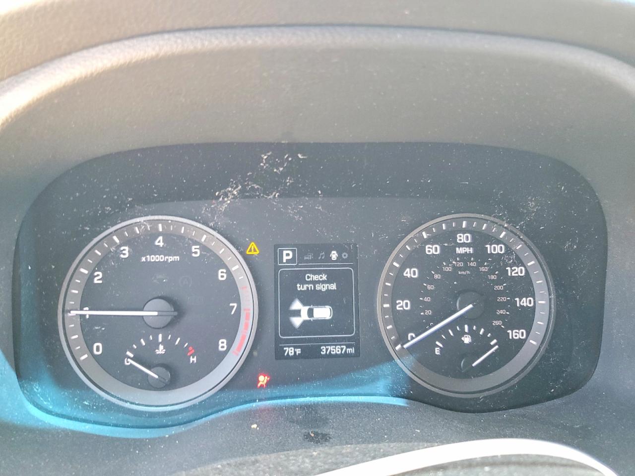 2017 HYUNDAI TUCSON VALUE photo 17