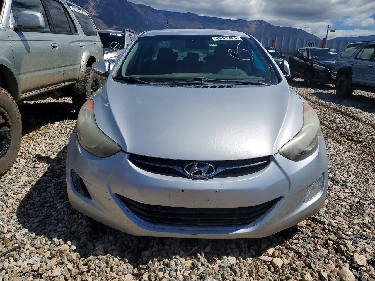 2013 HYUNDAI ELANTRA GLS photo 9