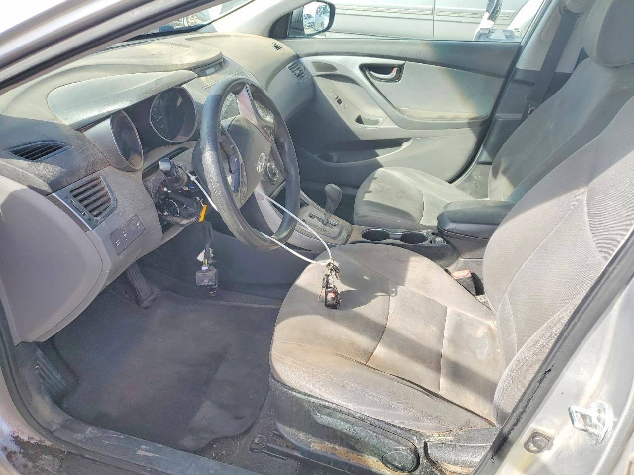 2013 HYUNDAI ELANTRA GLS photo 13