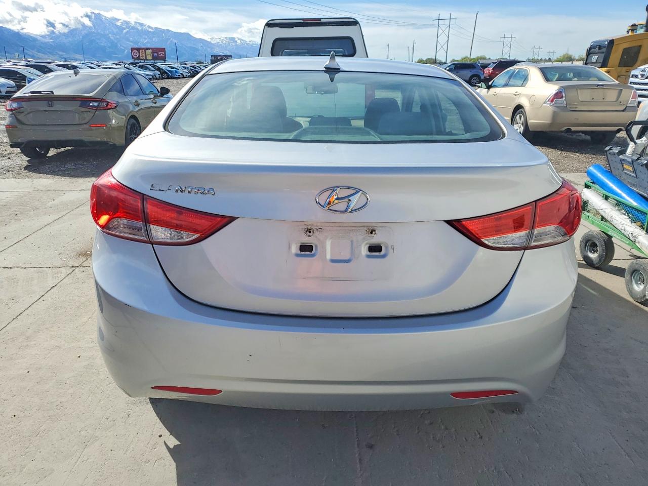 2013 HYUNDAI ELANTRA GLS photo 11