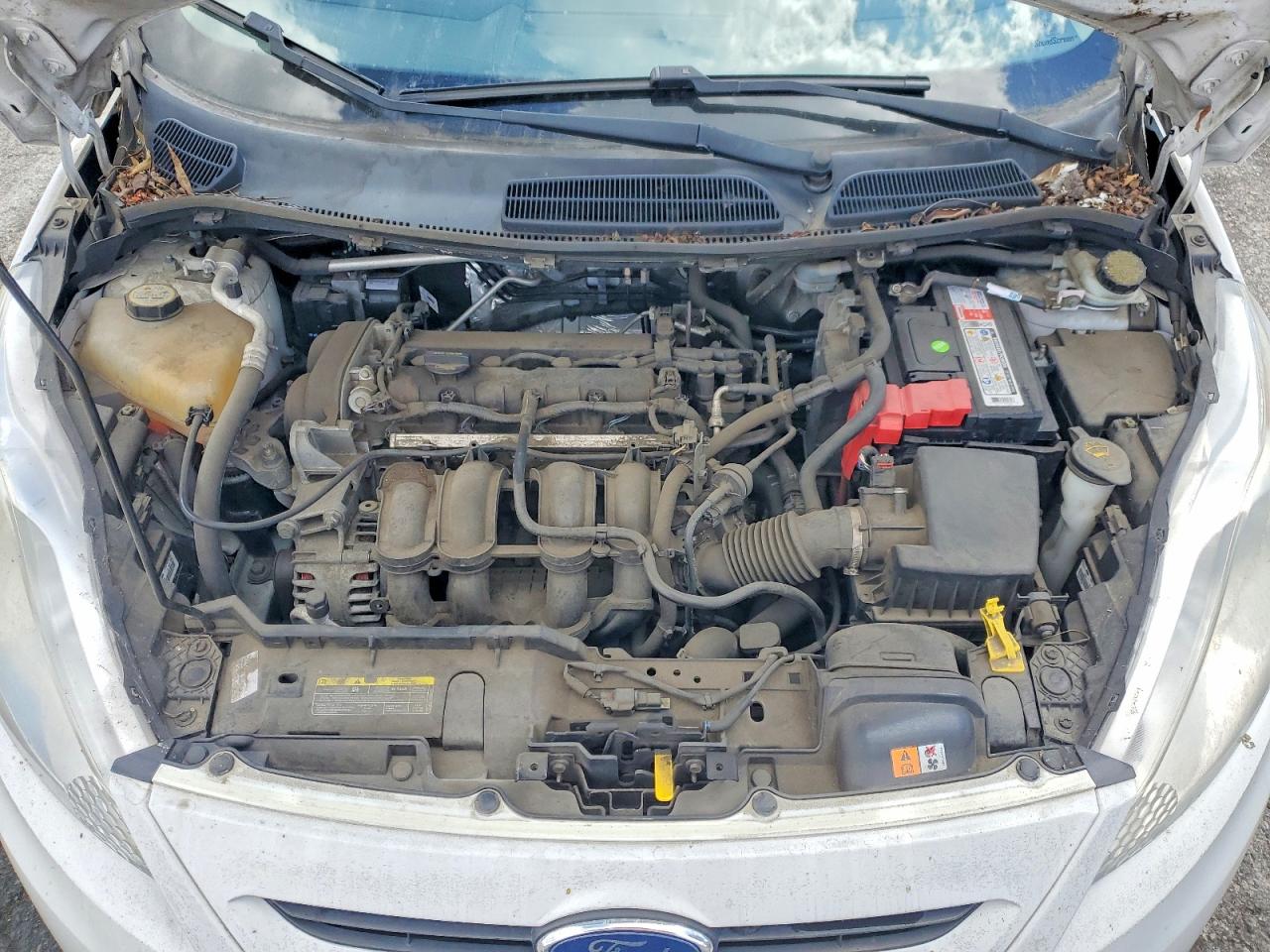 2011 FORD FIESTA SE photo 11