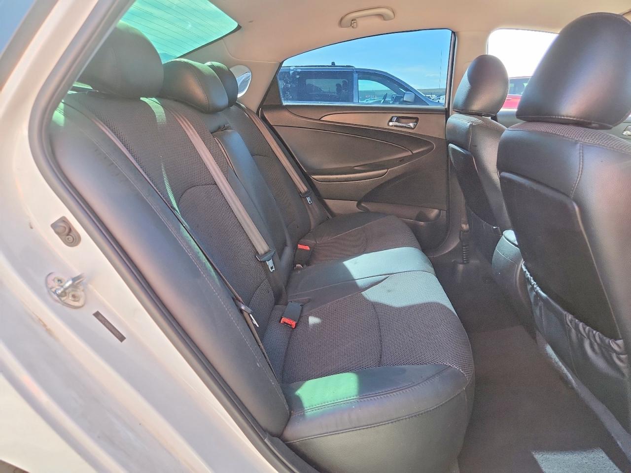 2013 HYUNDAI SONATA SE 2.0T photo 19
