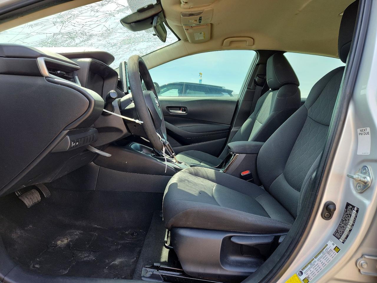 2021 TOYOTA COROLLA LE photo 13