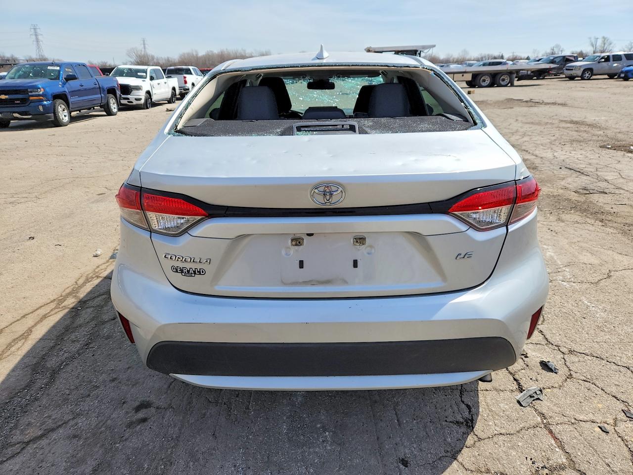 2021 TOYOTA COROLLA LE photo 11