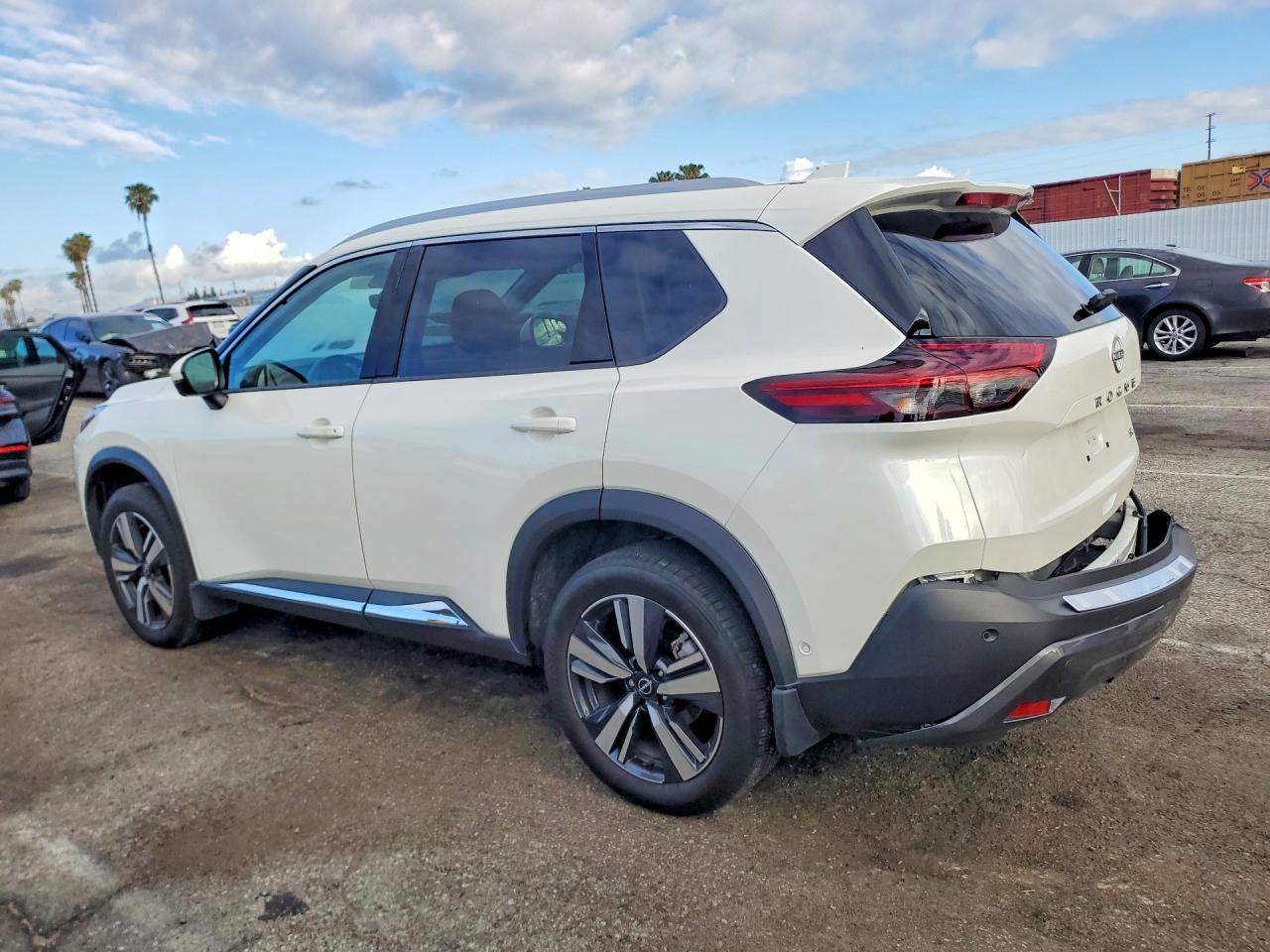 2023 NISSAN ROGUE SL photo 4