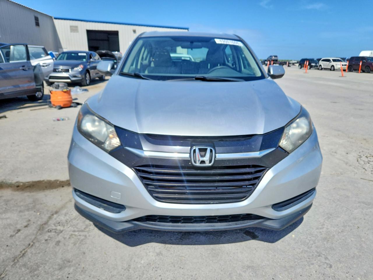 2016 HONDA HR-V LX photo 5
