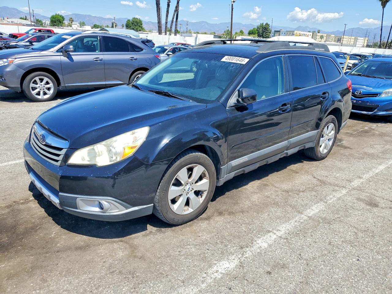 2011 SUBARU OUTBACK