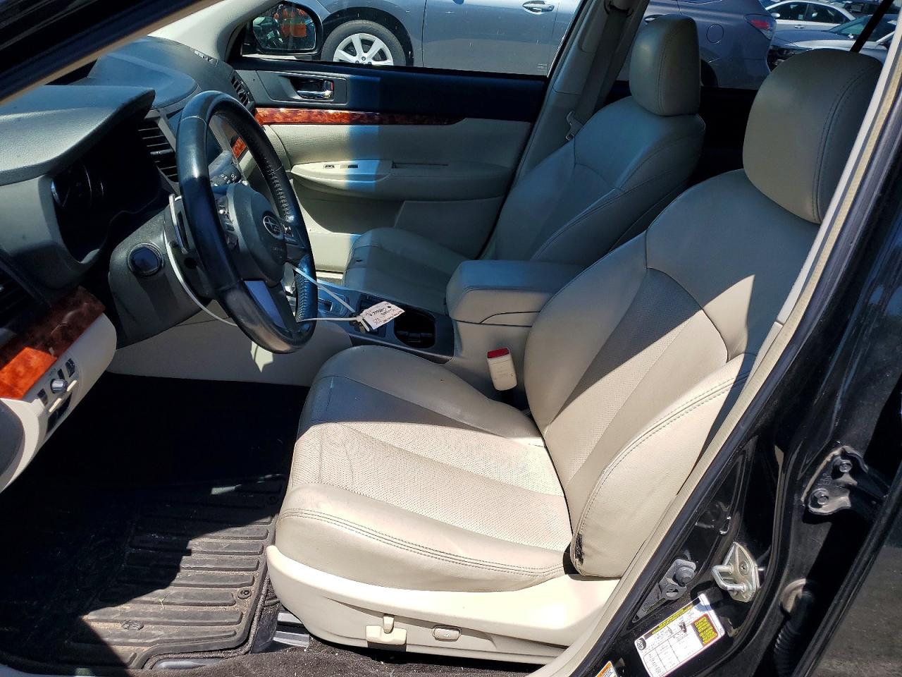 2011 SUBARU OUTBACK 2.5I LIMITED photo 19