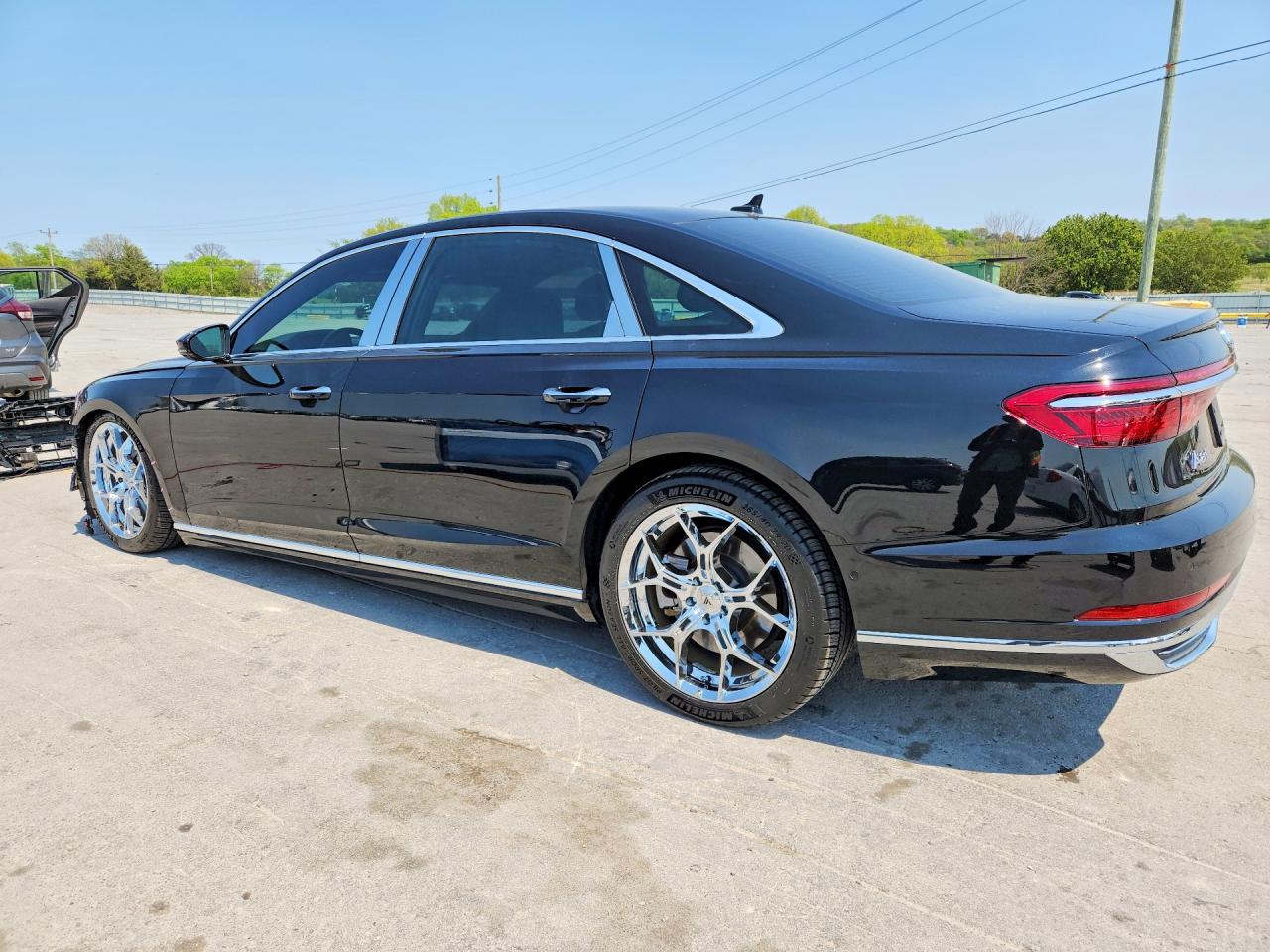 2019 AUDI A8 L photo 3