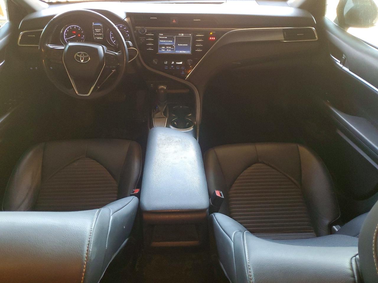 2018 TOYOTA CAMRY SE photo 15