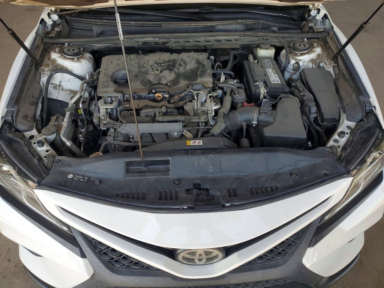 2018 TOYOTA CAMRY SE photo 21
