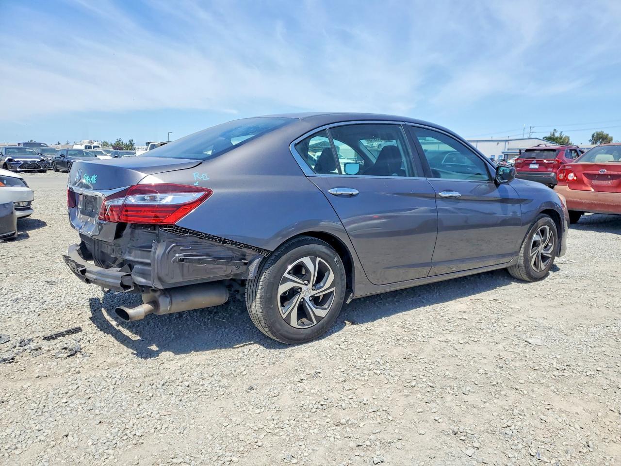 2016 HONDA ACCORD LX photo 3