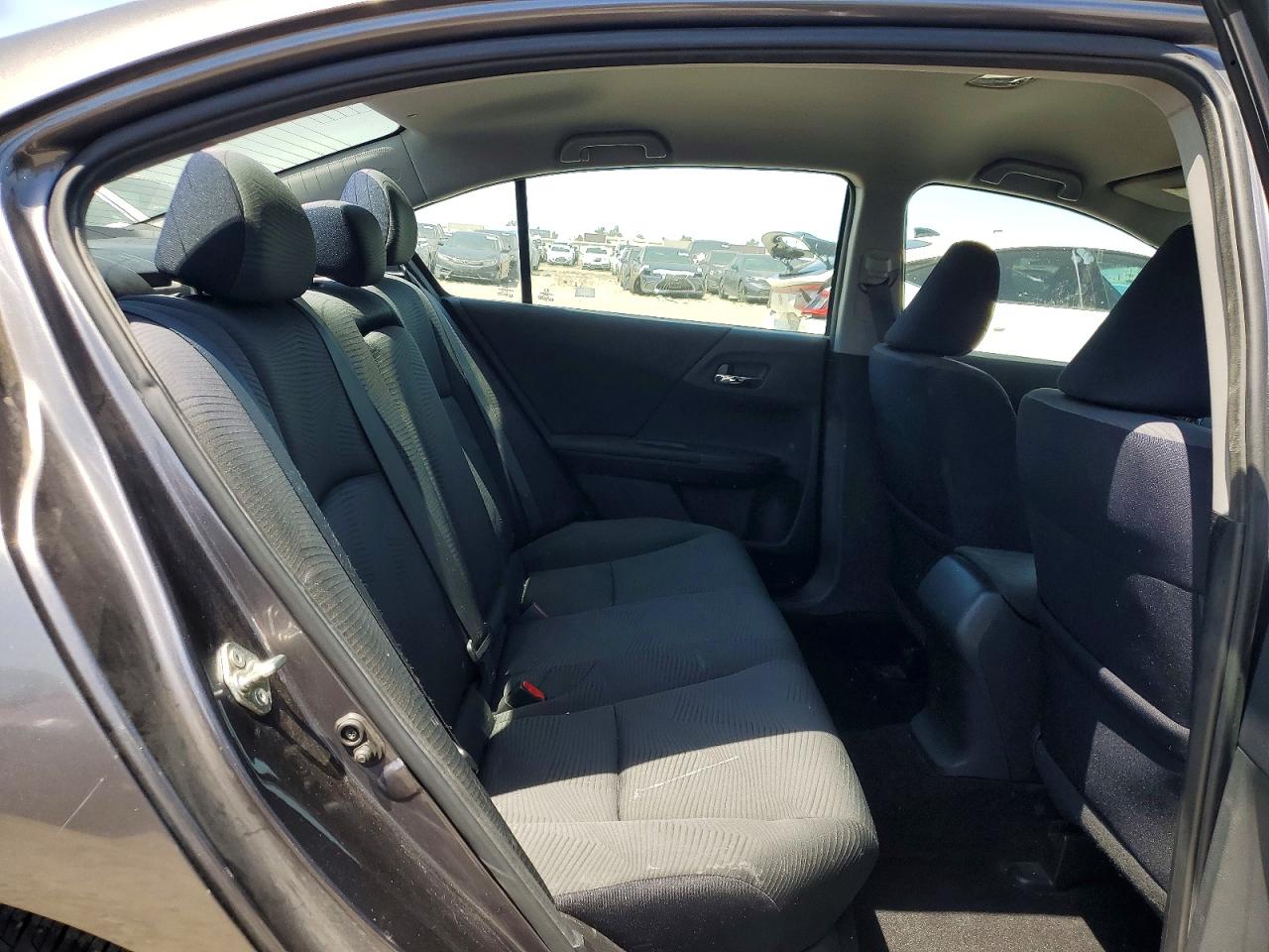 2016 HONDA ACCORD LX photo 10