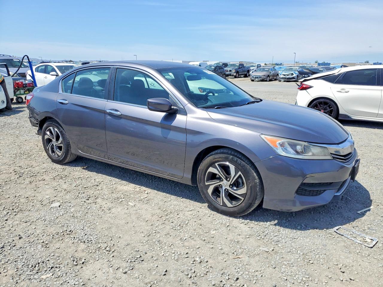 2016 HONDA ACCORD LX photo 4