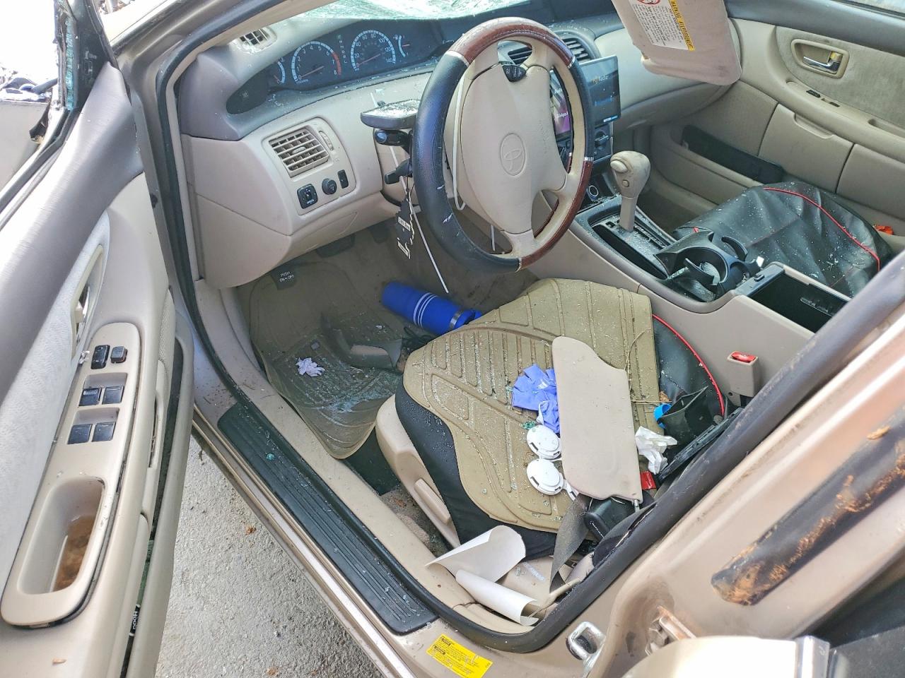 2001 TOYOTA AVALON XL photo 8