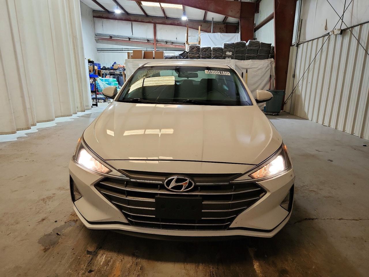 2020 HYUNDAI ELANTRA SEL photo 13