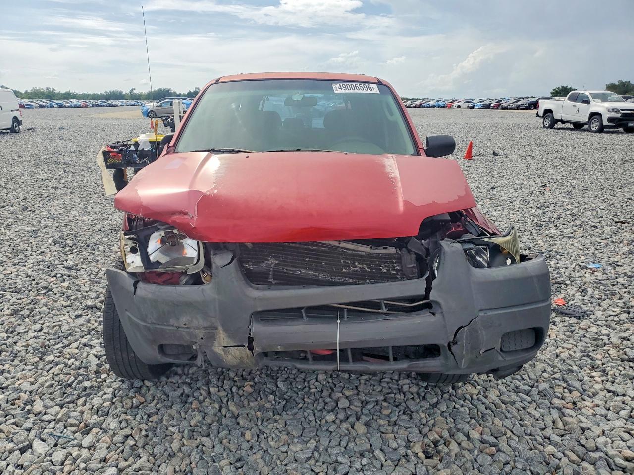 2004 FORD ESCAPE XLS photo 9