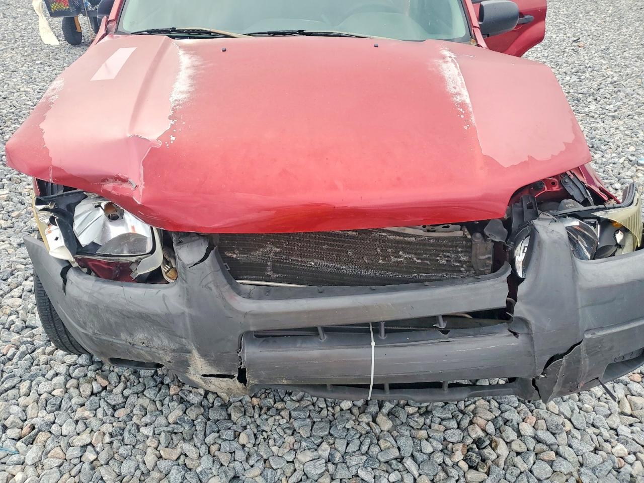 2004 FORD ESCAPE XLS photo 21