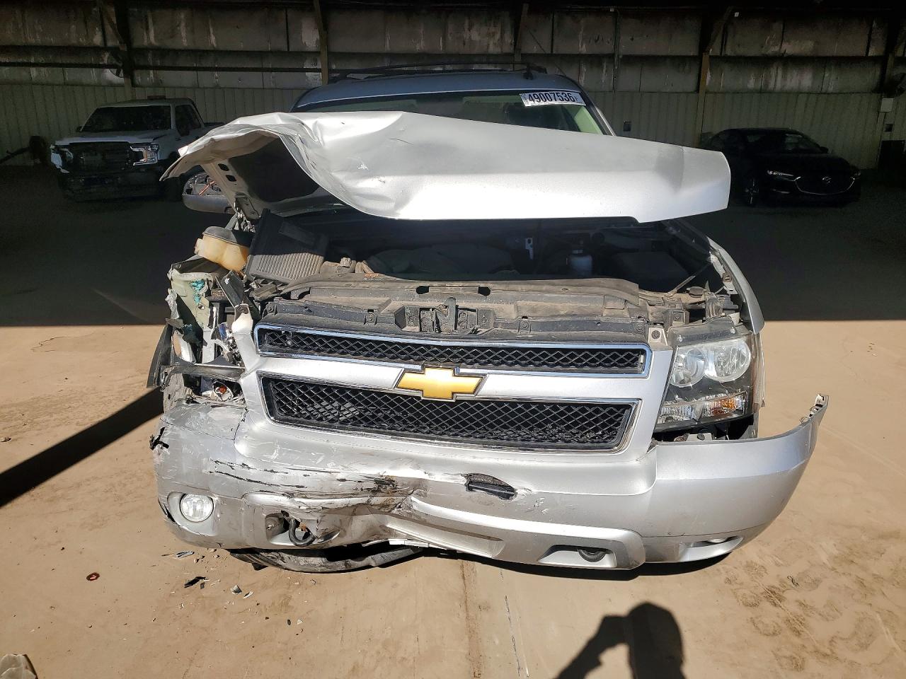 2013 CHEVROLET SUBURBAN K1500 LT photo 9