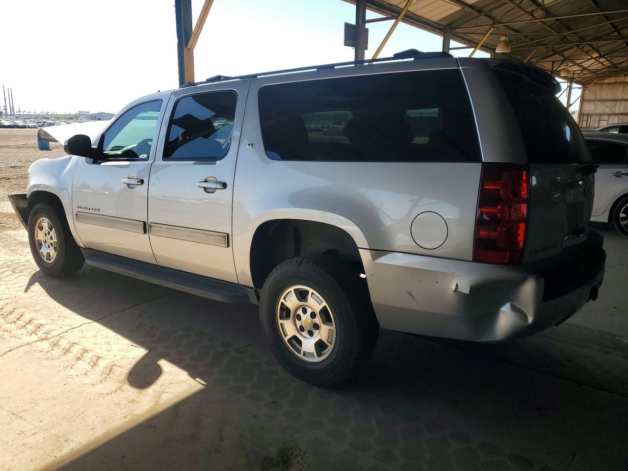 2013 CHEVROLET SUBURBAN K1500 LT photo 3