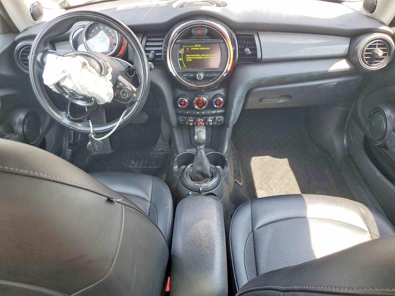 2016 MINI COOPER photo 8