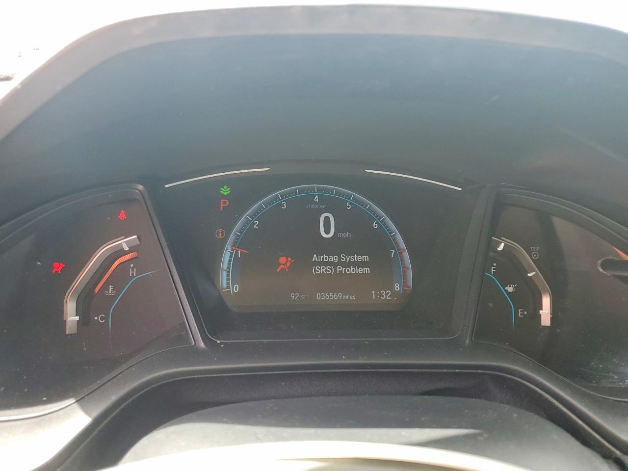 2020 HONDA CIVIC LX photo 17
