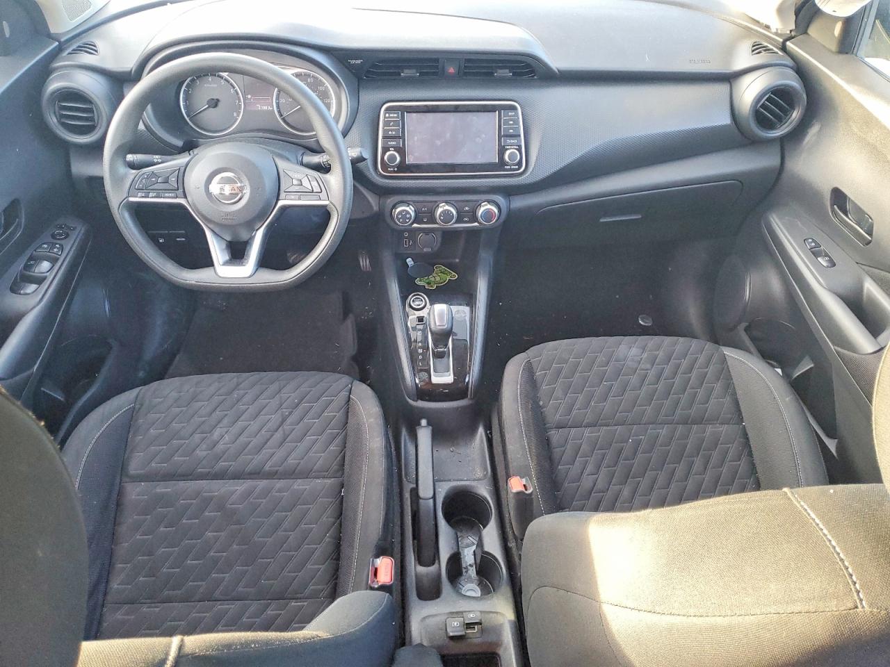 2021 NISSAN KICKS S photo 15