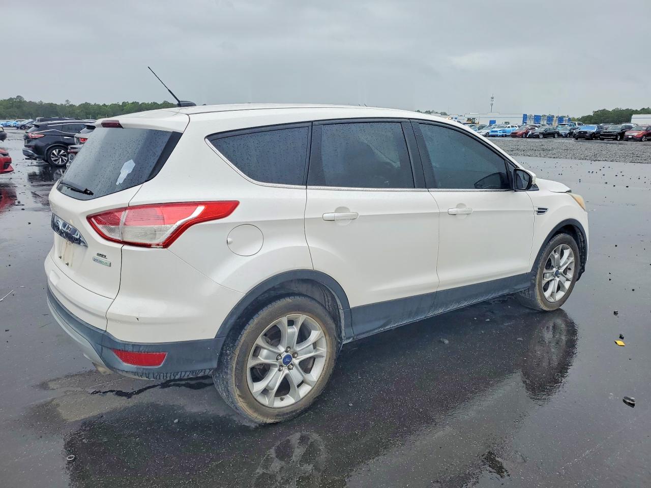 2013 FORD ESCAPE SEL photo 5