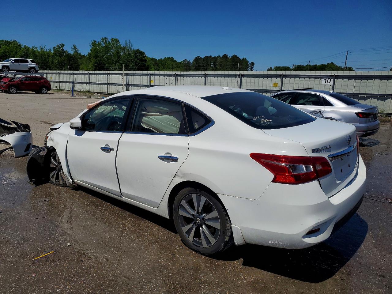 2019 NISSAN SENTRA SV photo 4