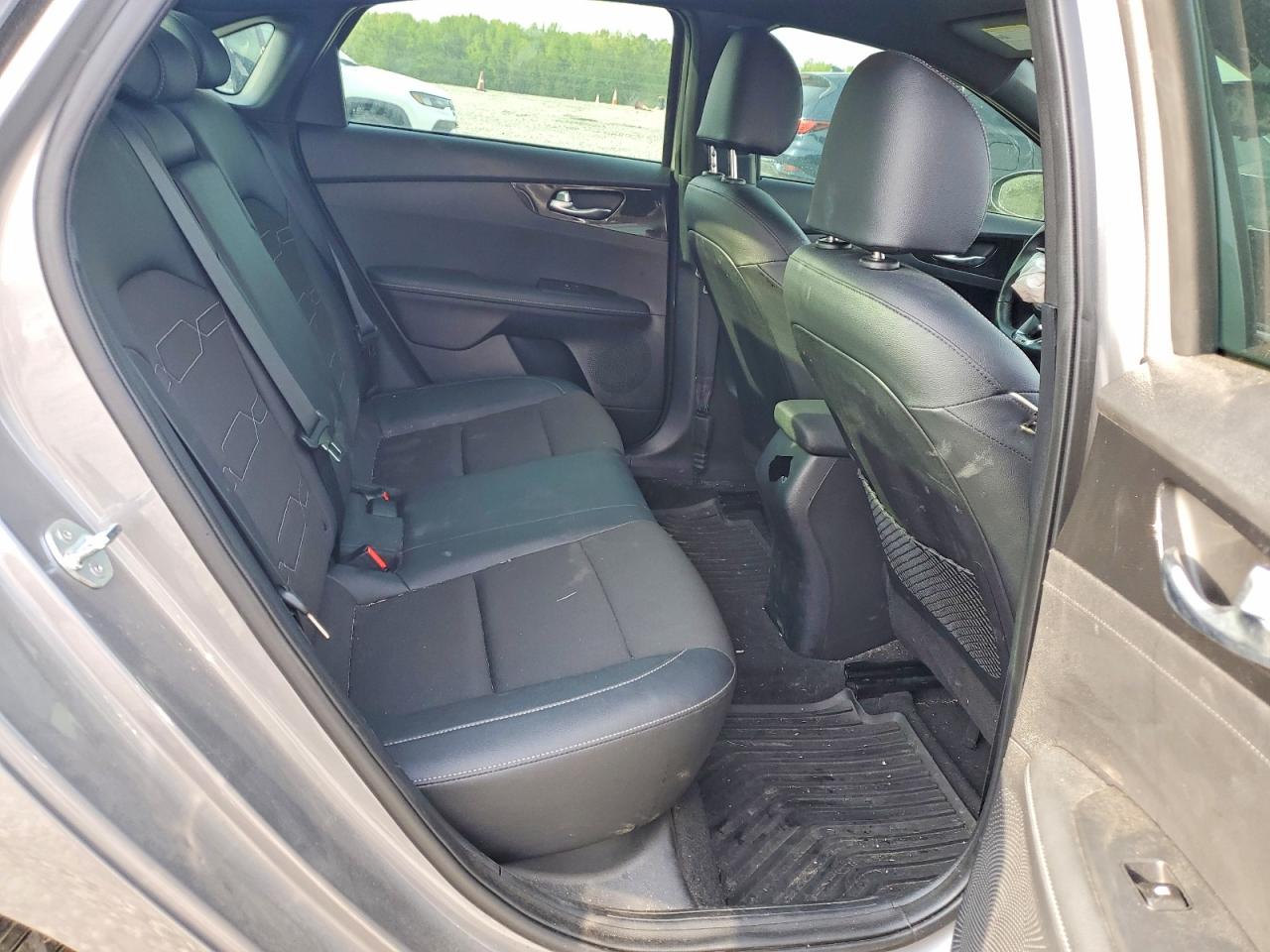 2024 KIA FORTE GT-LINE photo 19