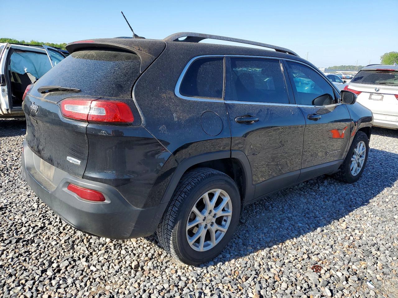 2016 JEEP CHEROKEE LATITUDE photo 7