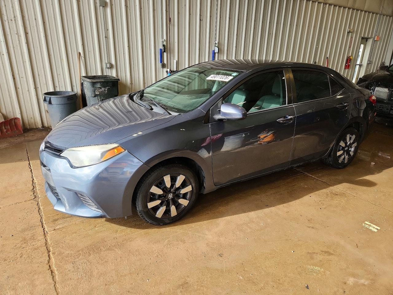 2015 TOYOTA COROLLA