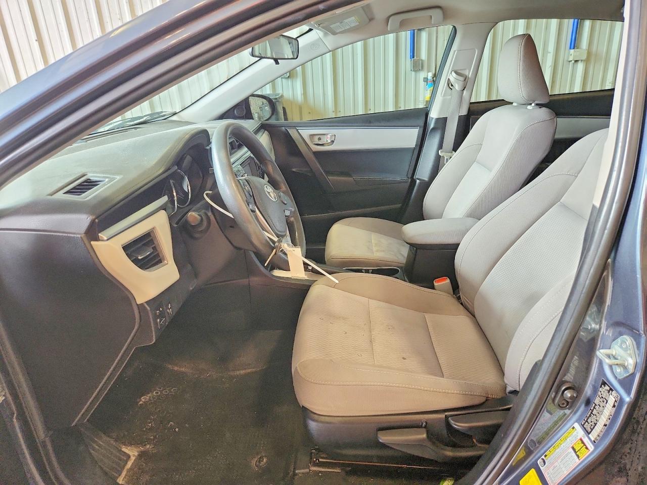 2015 TOYOTA COROLLA LE photo 19