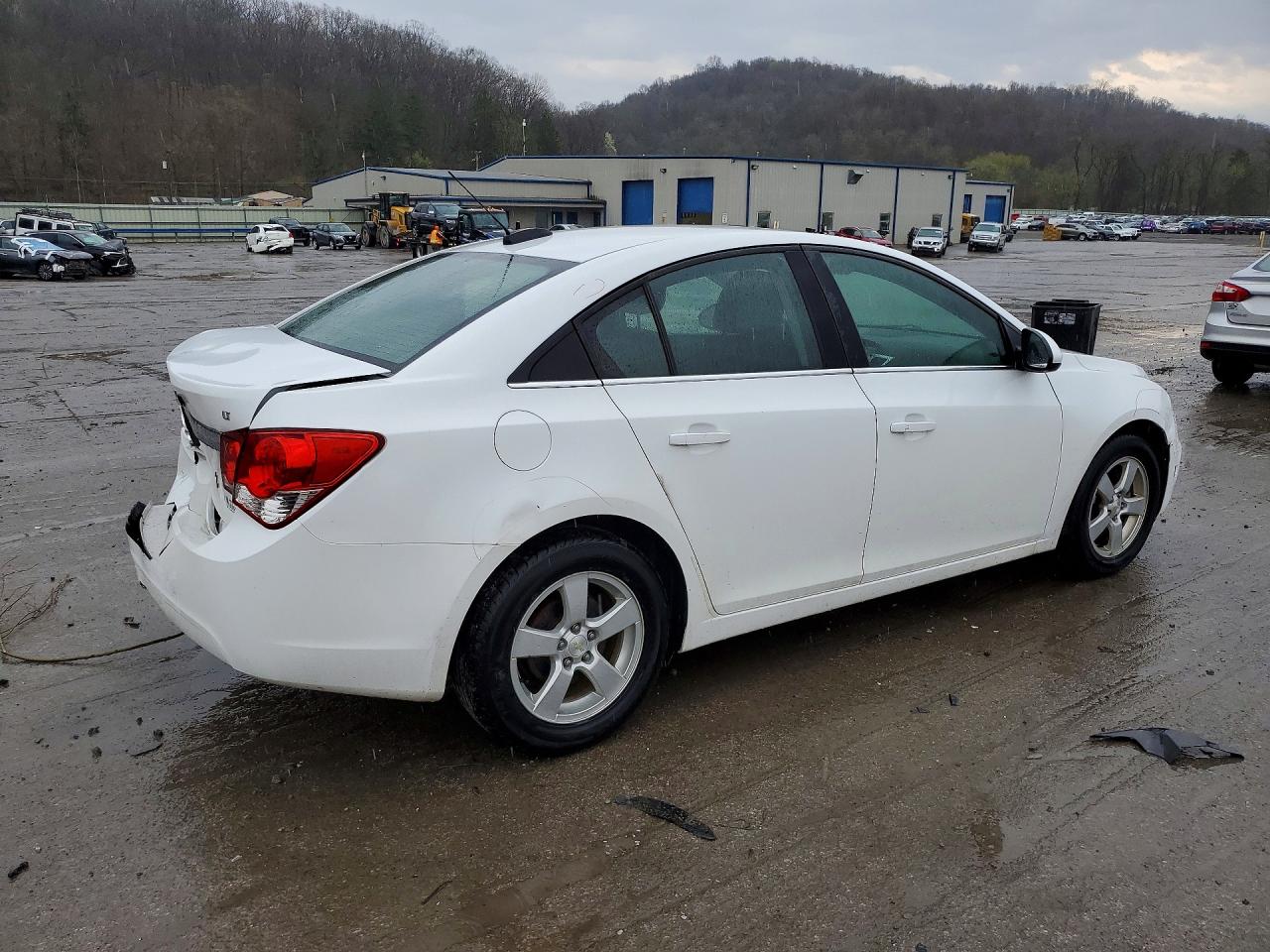 2015 CHEVROLET CRUZE LT photo 5