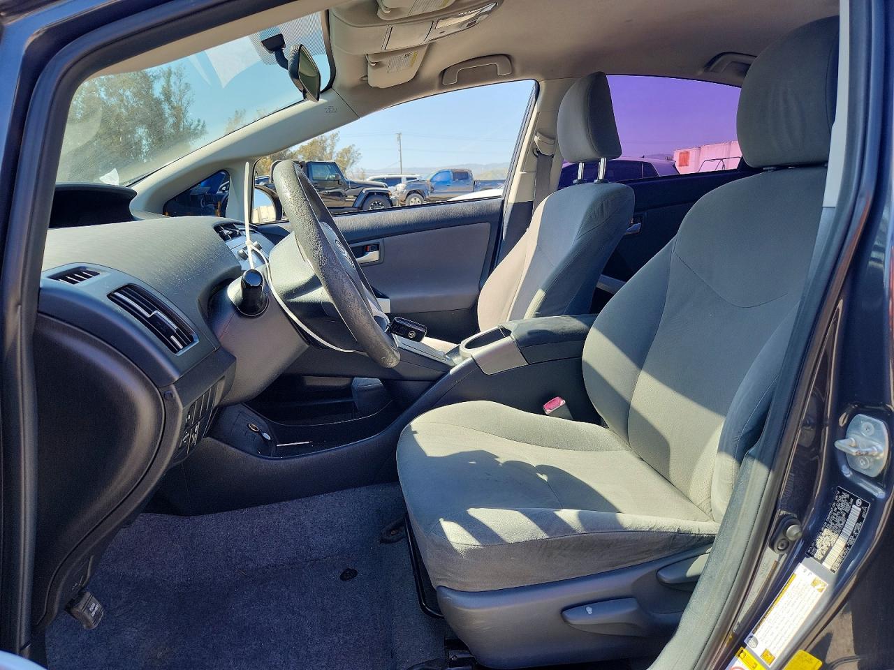 2012 TOYOTA PRIUS TWO photo 19