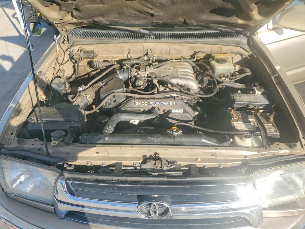 2002 TOYOTA 4RUNNER SR5 photo 11