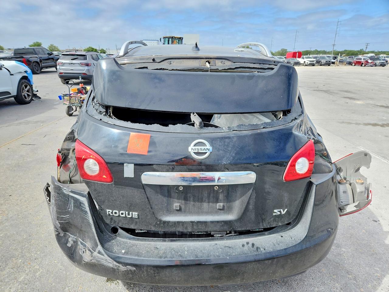 2013 NISSAN ROGUE S photo 11