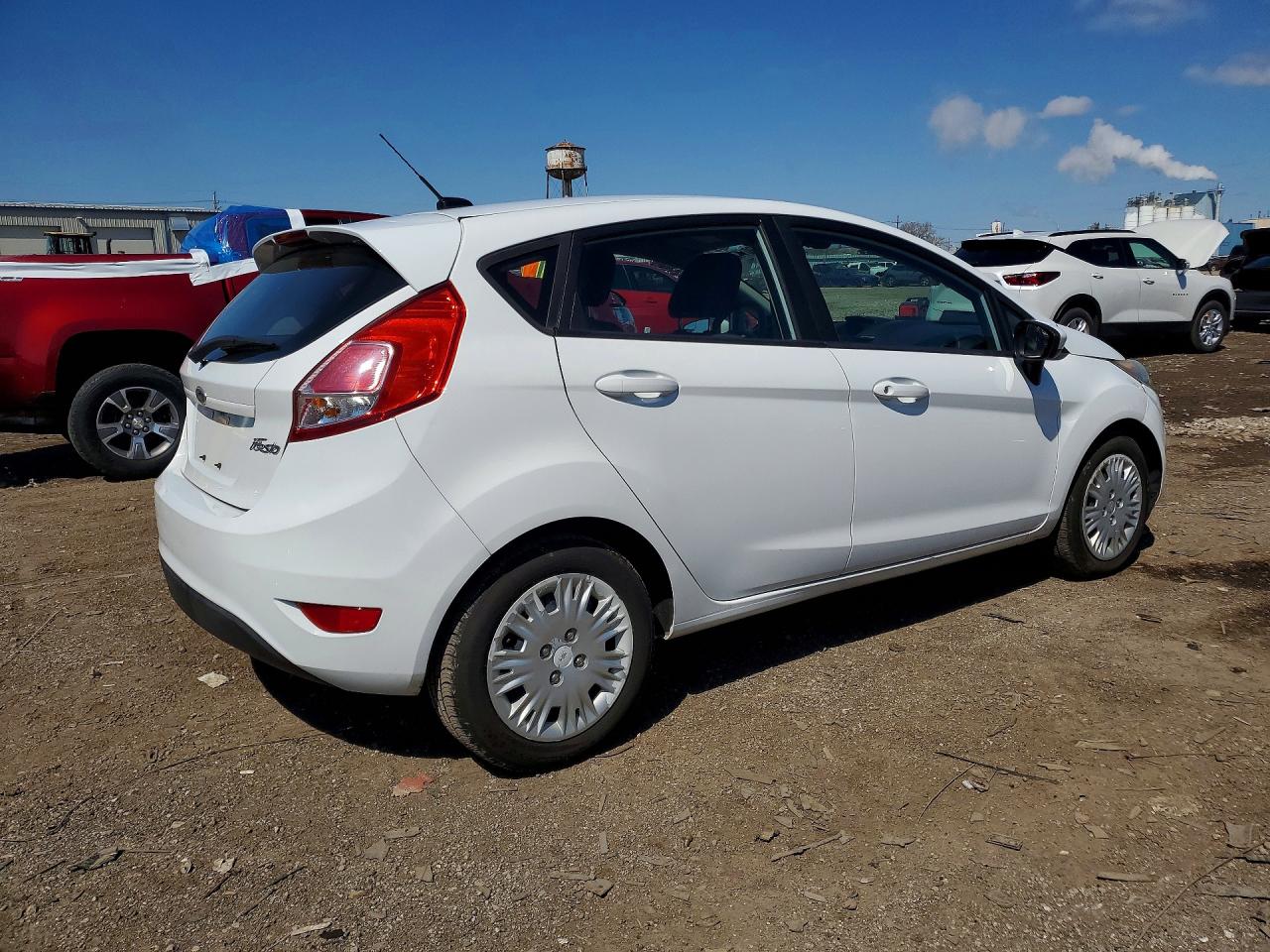 2015 FORD FIESTA S photo 5