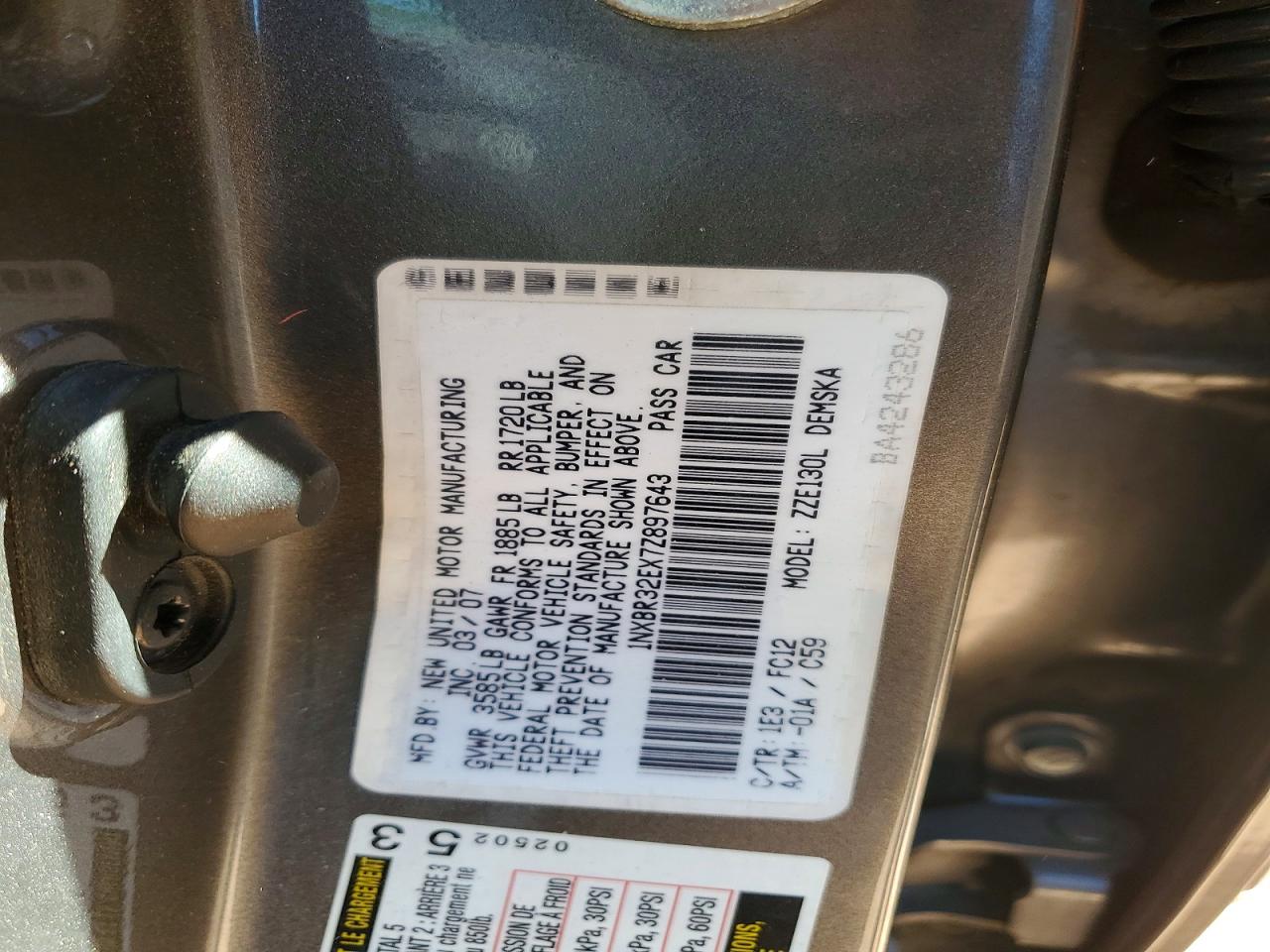 2007 TOYOTA COROLLA S photo 23