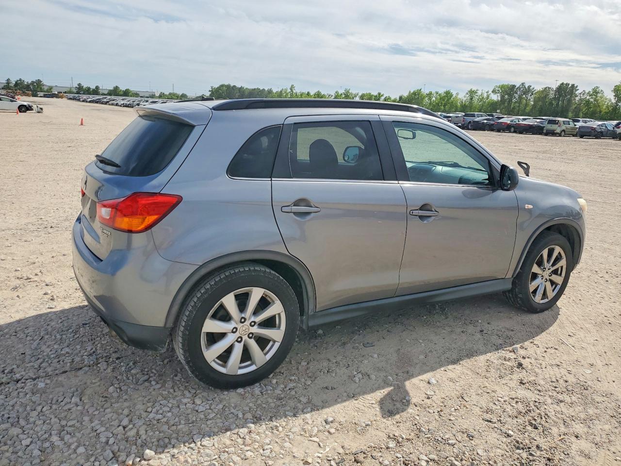 2013 MITSUBISHI OUTLANDER SPORT photo 3