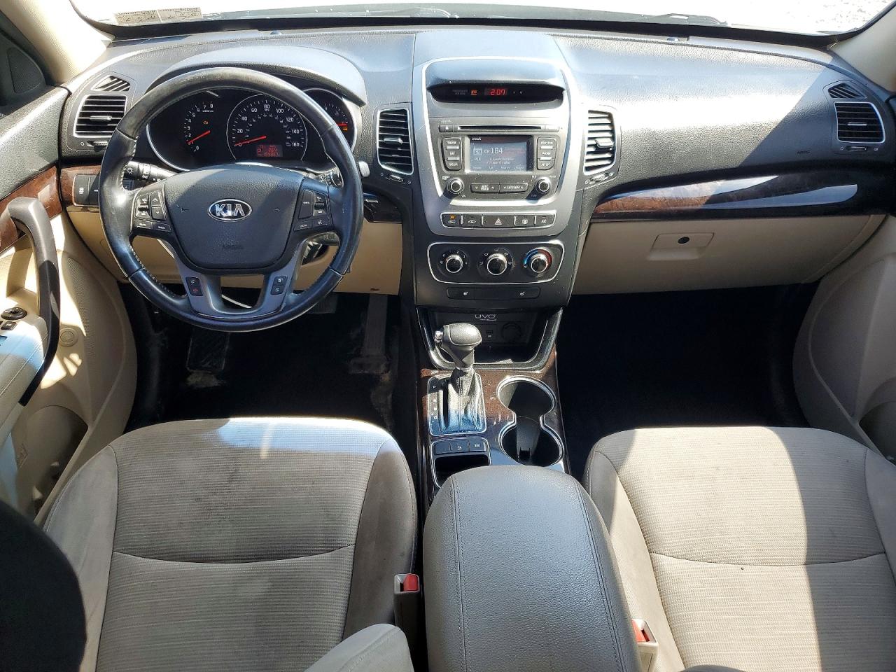2014 KIA SORENTO LX photo 15