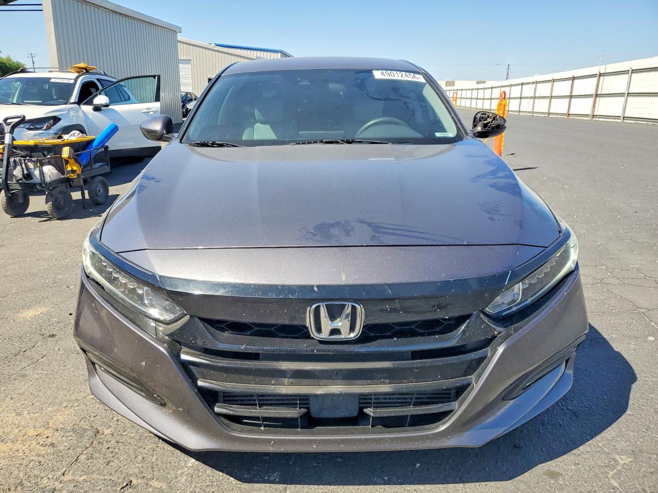 2018 HONDA ACCORD LX photo 9