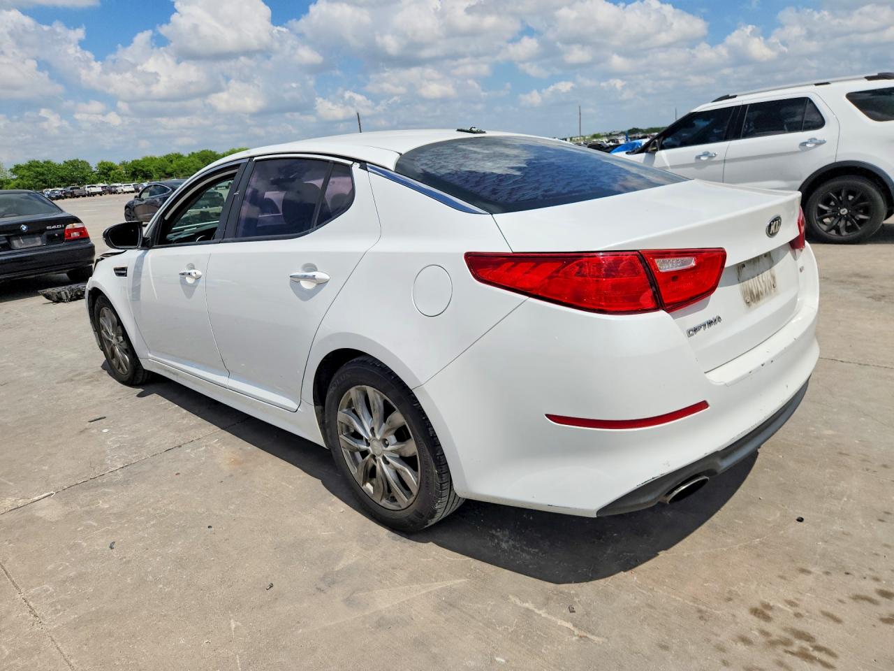 2015 KIA OPTIMA LX photo 3