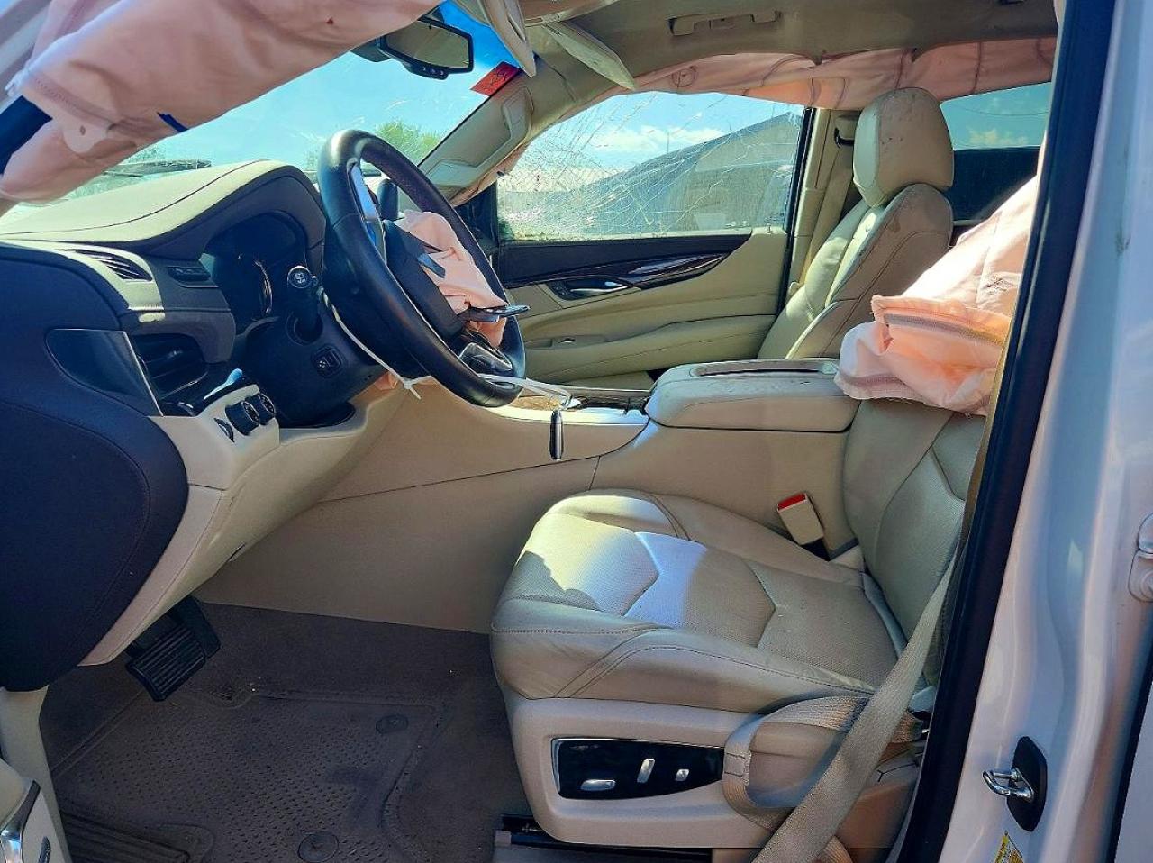 2016 CADILLAC ESCALADE PREMIUM photo 13