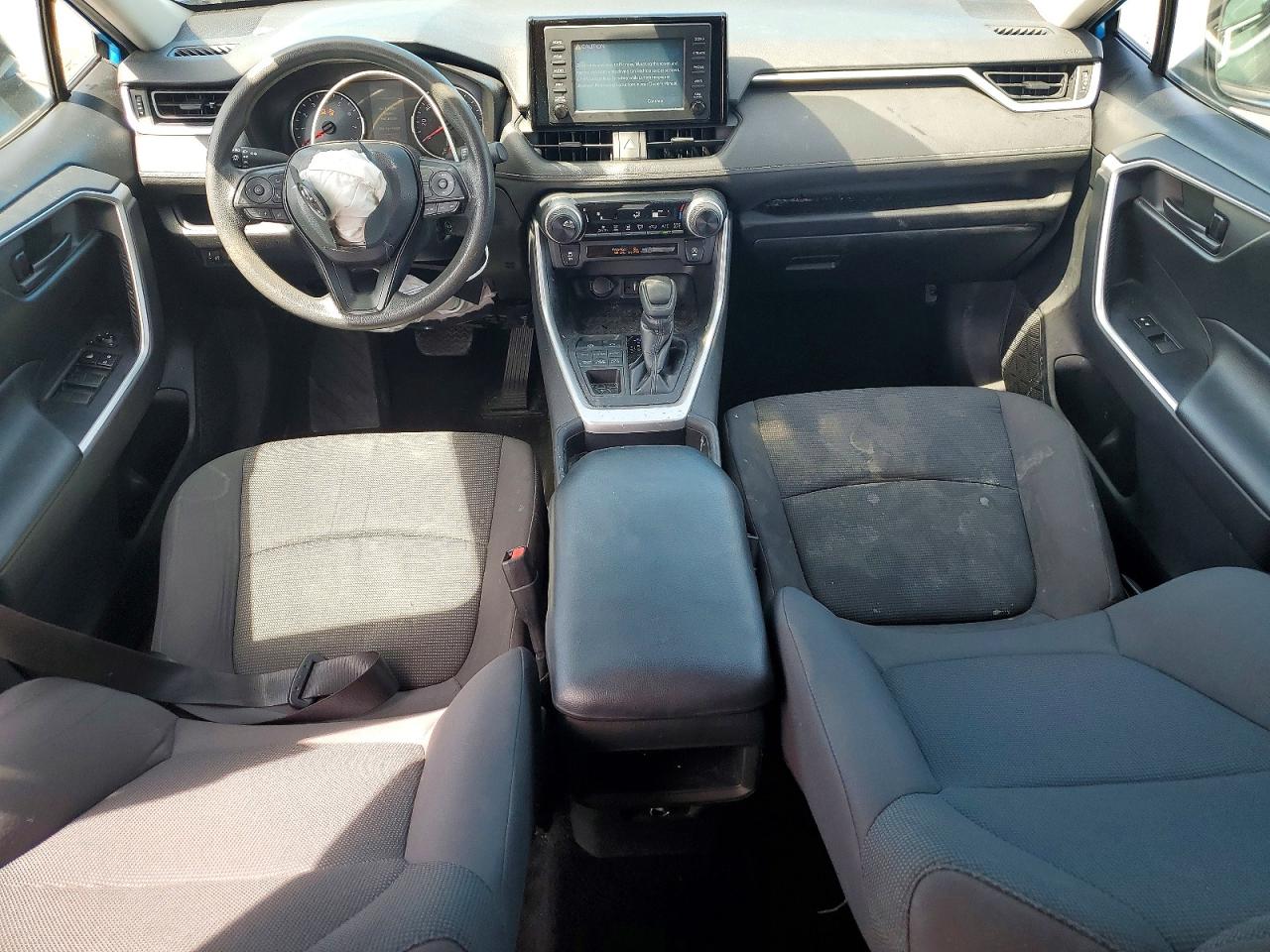 2019 TOYOTA RAV4 LE photo 8