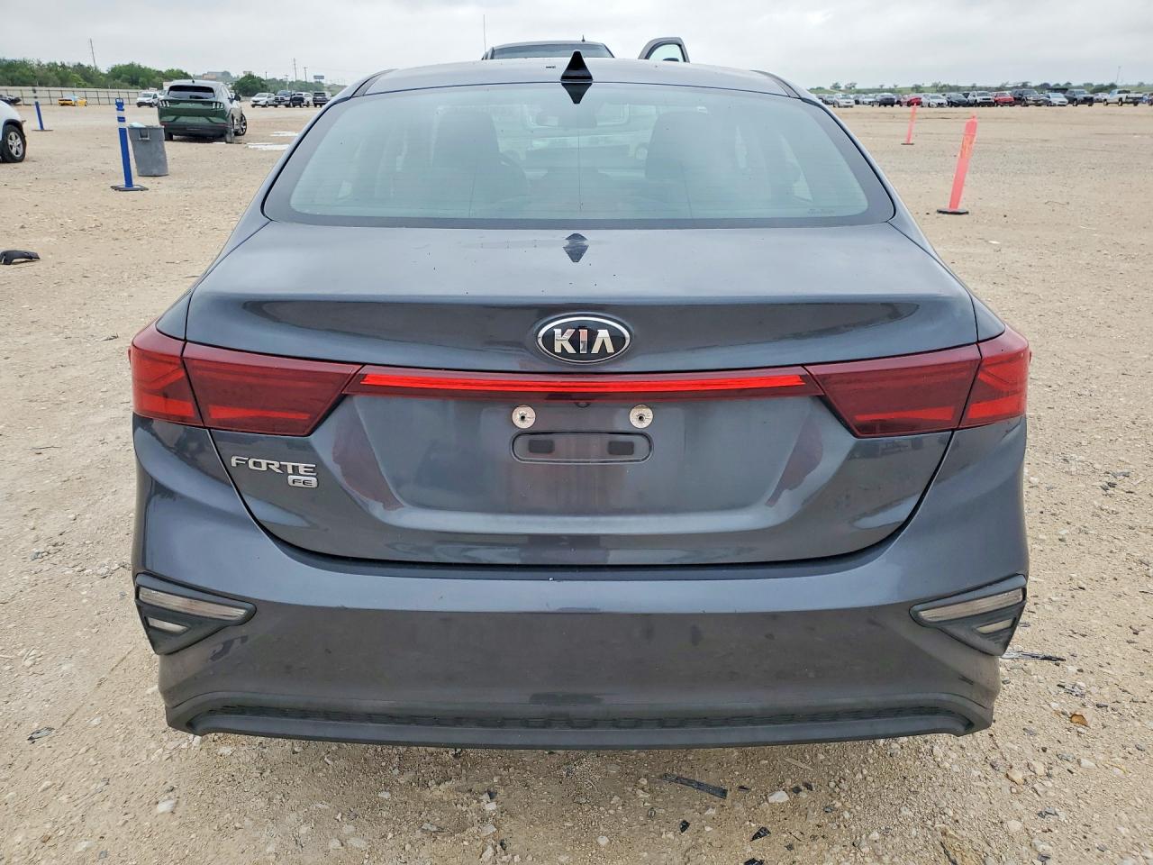 2020 KIA FORTE FE photo 16