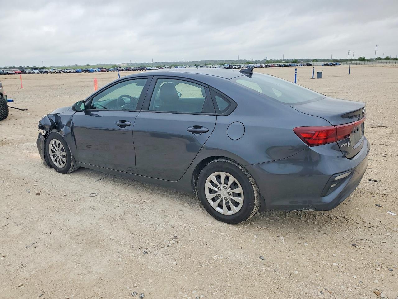 2020 KIA FORTE FE photo 4