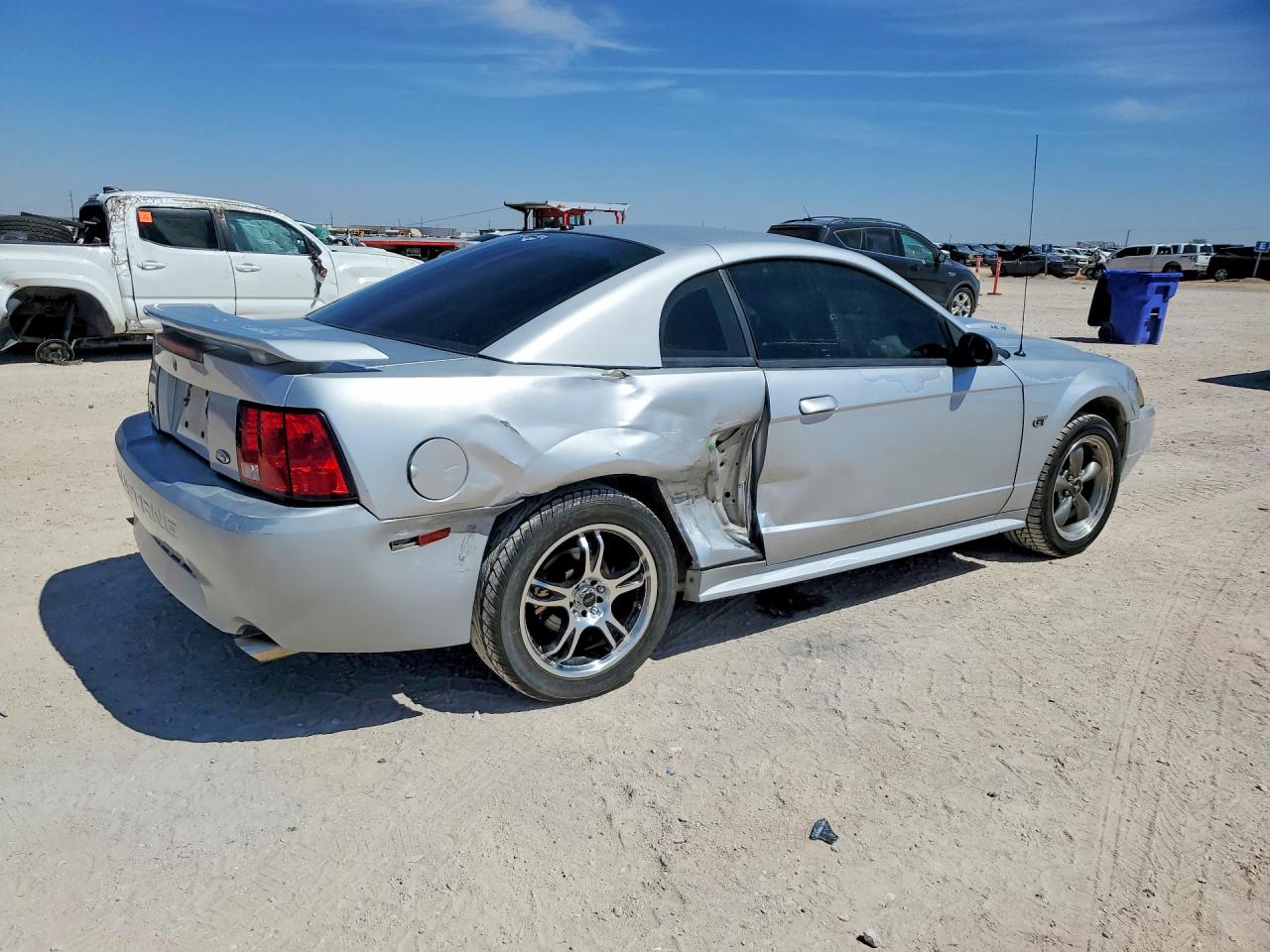 2002 FORD MUSTANG GT photo 5