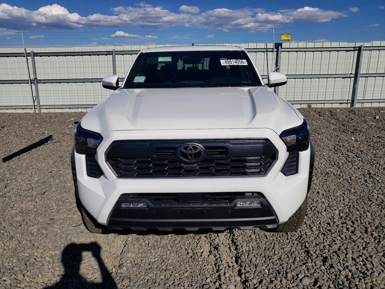 2025 TOYOTA TACOMA TRD OFF-ROAD photo 13